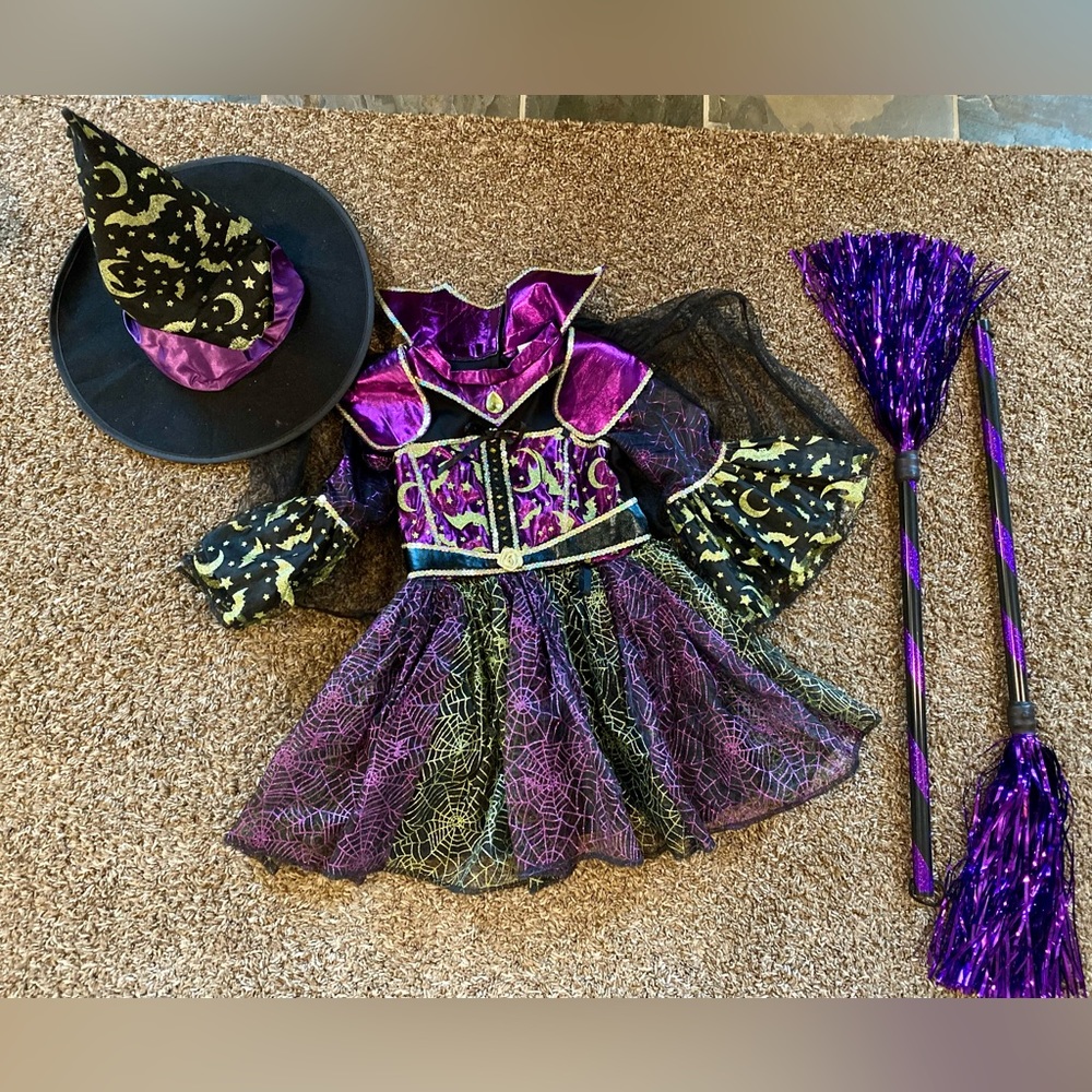 Little Girl’s Witch Costume